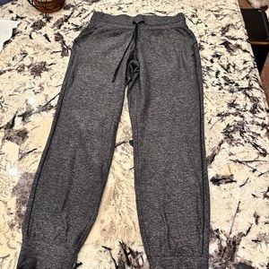 🤩Lululemon knit joggers 🤩